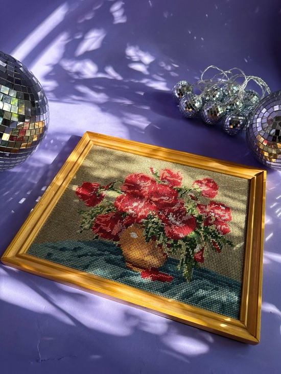 Other - Beautiful Vintage Rose Floral Framed Needlepoint Cross Stitch